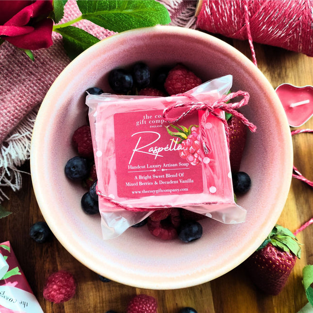 Handmade Vegan Soap Bar - Raspélla Mixed Berry Scent | Cosy Gift Co