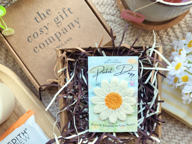 Daisy Keepsake - Pocket Hug And Gift Box | Cosy Gift Co
