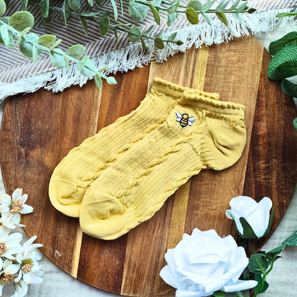 Bee Female Ankle Socks | Cosy Gift Co
