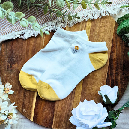 Daisy Female Ankle Socks | Cosy Gift Co